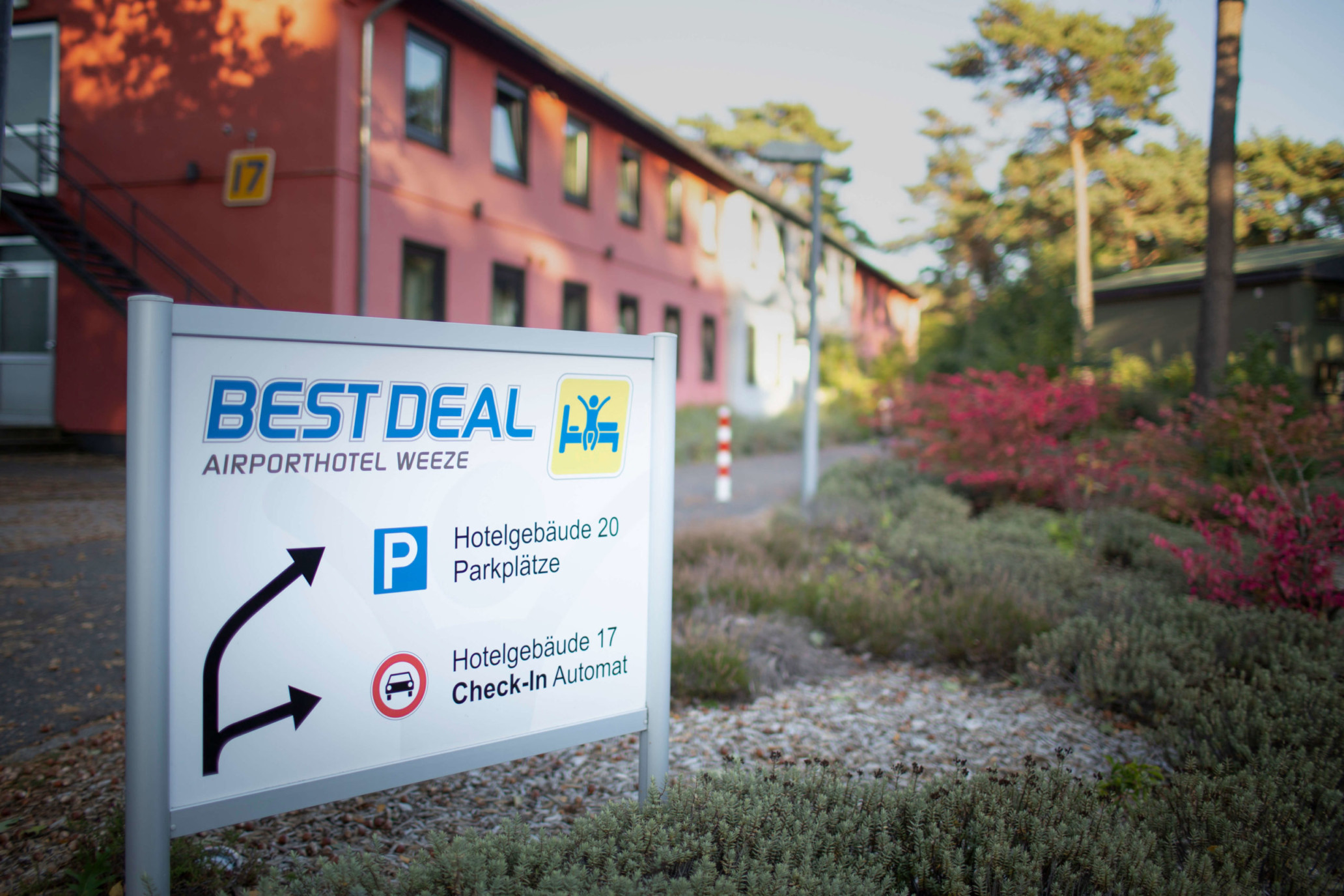 Best Deal Hotel - Airport Weeze